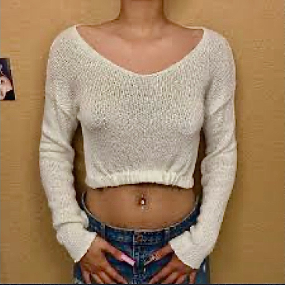 Forever 21 Cream Lightweight cropped beach sweater MEDIUM